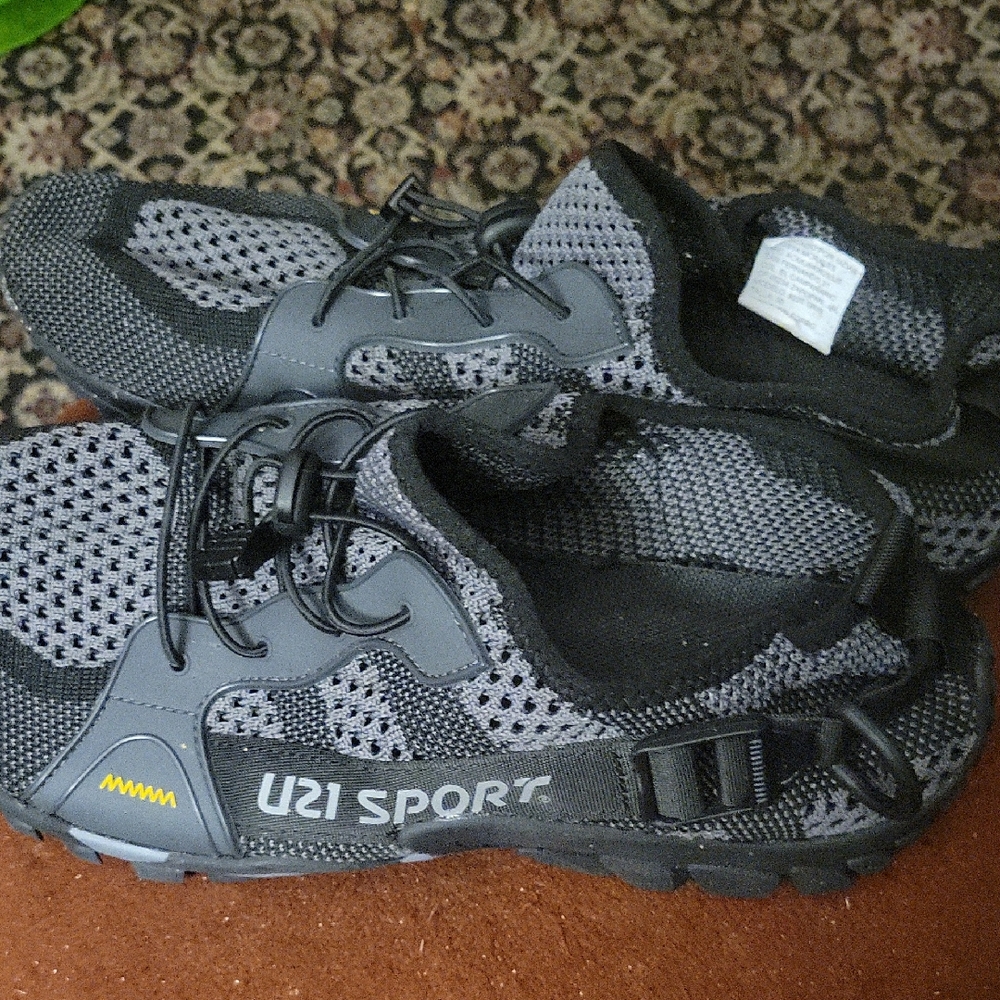 Black ,Water UZI Sport Athletic Shoes for Men